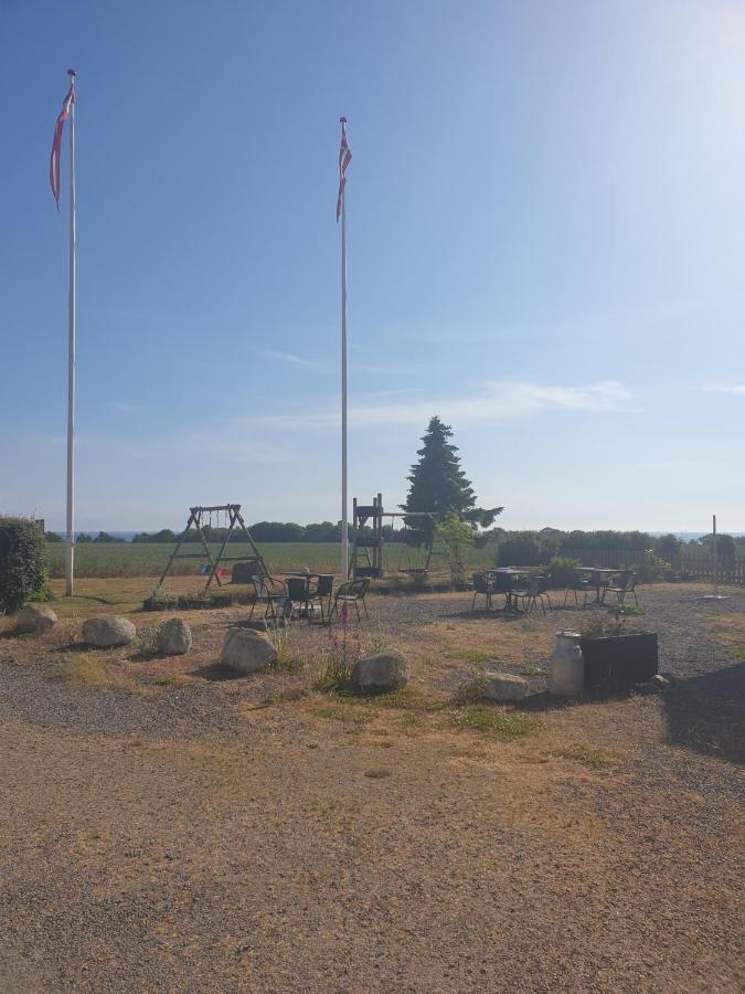 Appartamento Violen Åkirkeby Esterno foto